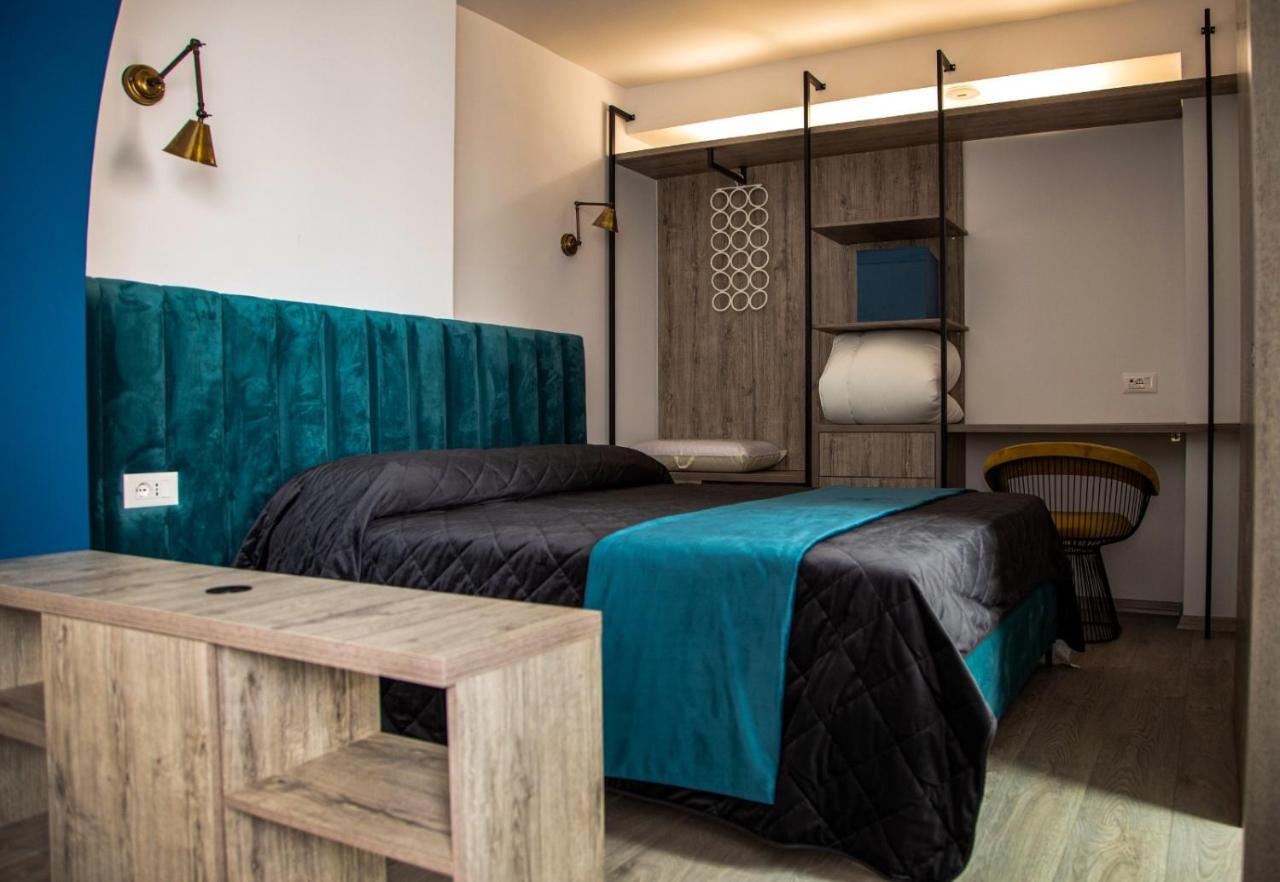 Lucas Central Premium Studios Tiran Dış mekan fotoğraf